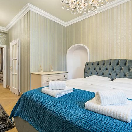 Krone Apartment ブラショフ エクステリア 写真